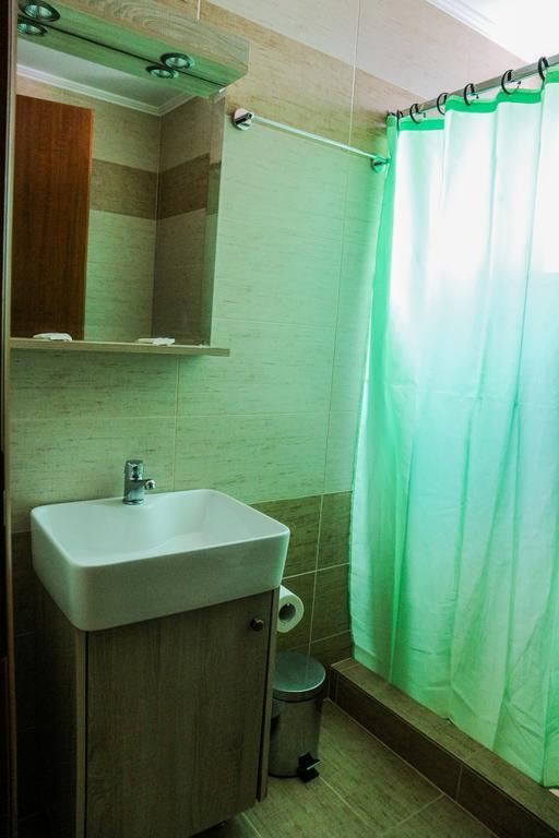 Hotel Elatofilito Athamanio Bagian luar foto